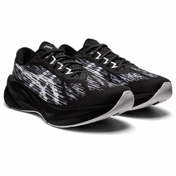 Asics NovaBlast 3 Preto e Branco - Image 3