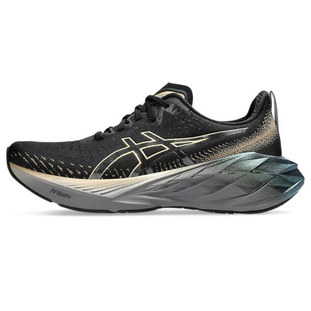 Asics NovaBlast™ 4 Platinum Preto Dourado - Image 2