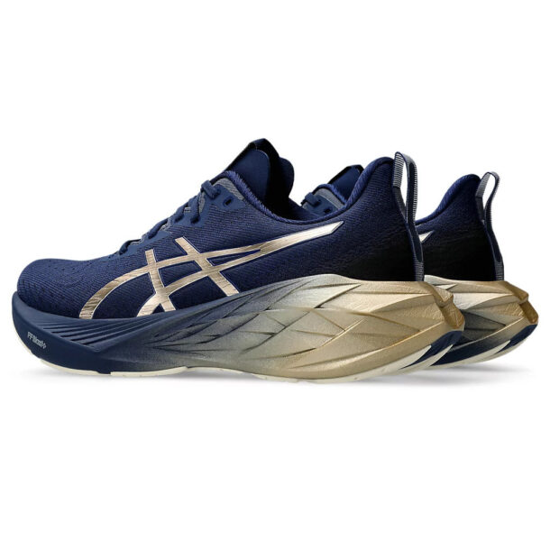 Asics NovaBlast™ 4 Platinum Azul Marinho Dourado - Image 4
