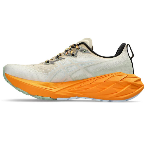 Asics NovaBlast™ 4 Bege Laranja - Image 2
