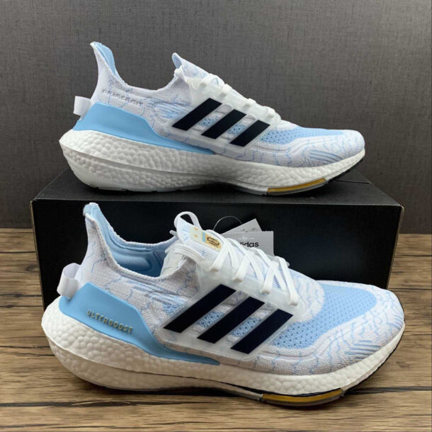 Adidas Ultraboost Light 21 Argentina Edição Especial - Image 3