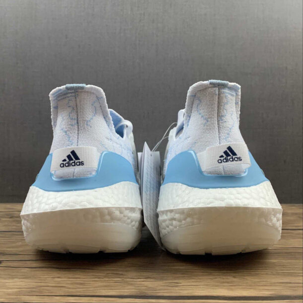 Adidas Ultraboost Light 21 Argentina Edição Especial - Image 8