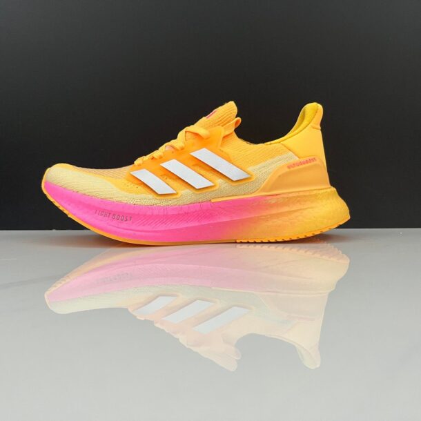 Adidas Ultraboost 5 Laranja Rosa - Image 3
