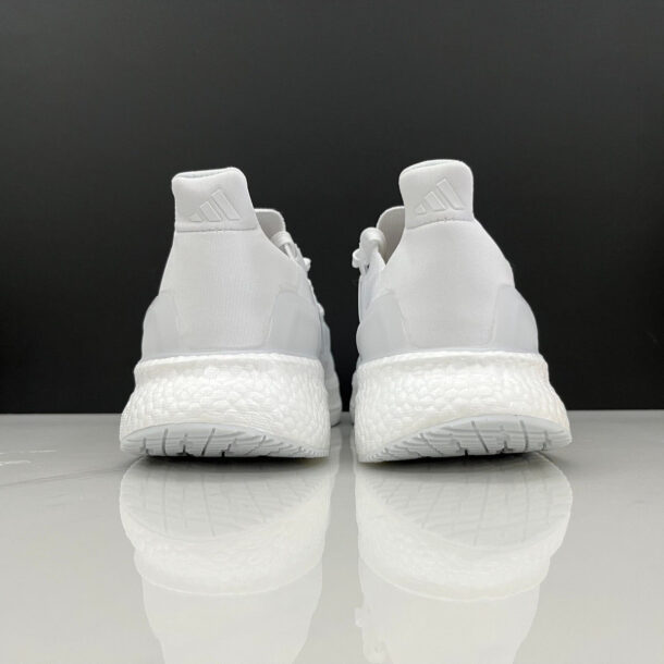 Adidas Ultraboost 5 Branco - Image 4
