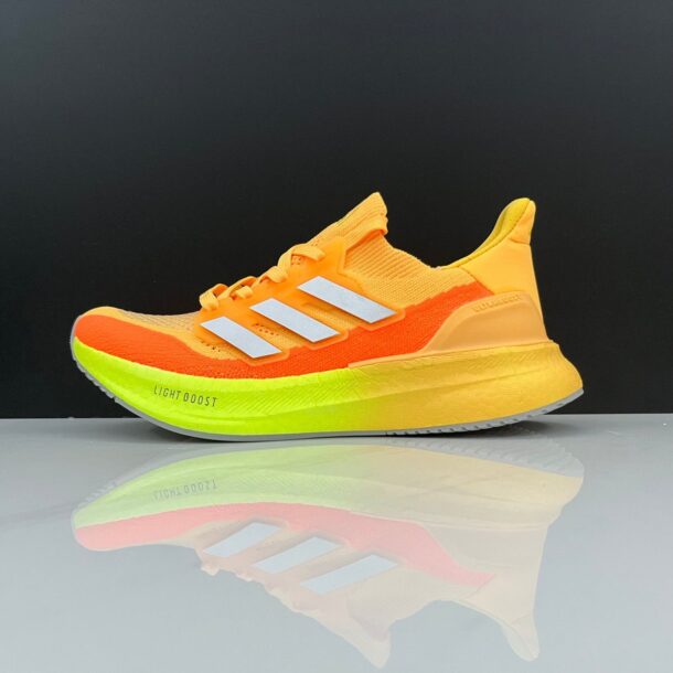 Adidas Ultraboost 5 Laranja Verde - Image 2
