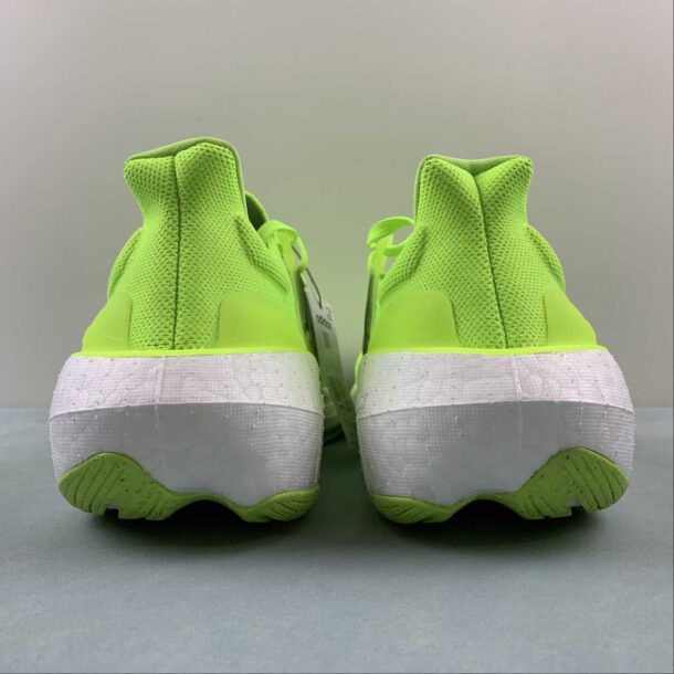 Adidas Ultraboost Light 23 Verde - Image 8
