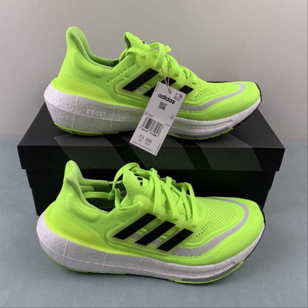 Adidas Ultraboost Light 23 Verde - Image 10