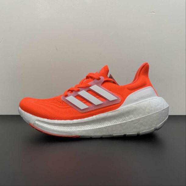 Adidas Ultraboost Light 23 Vermelho com Branco - Image 5