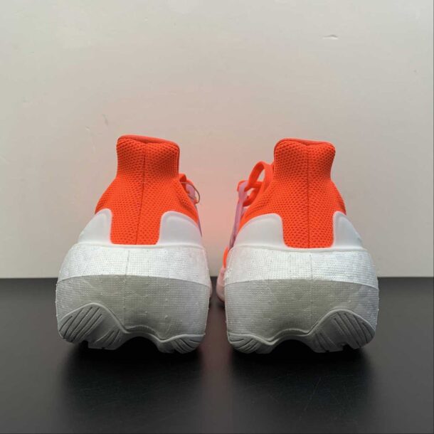 Adidas Ultraboost Light 23 Vermelho com Branco - Image 9