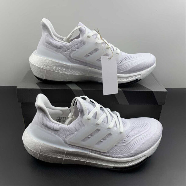 Adidas Ultraboost Light 23 Branco - Image 11