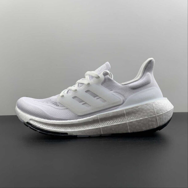 Adidas Ultraboost Light 23 Branco - Image 3