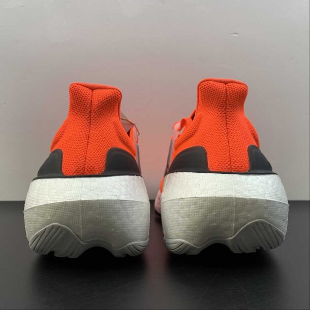 Adidas Ultraboost Light 23 Vermelho com Preto - Image 8