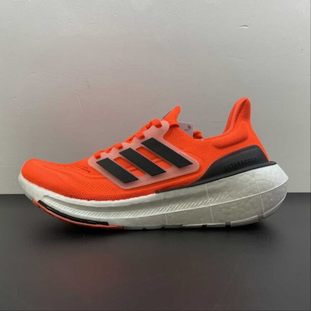 Adidas Ultraboost Light 23 Vermelho com Preto - Image 11