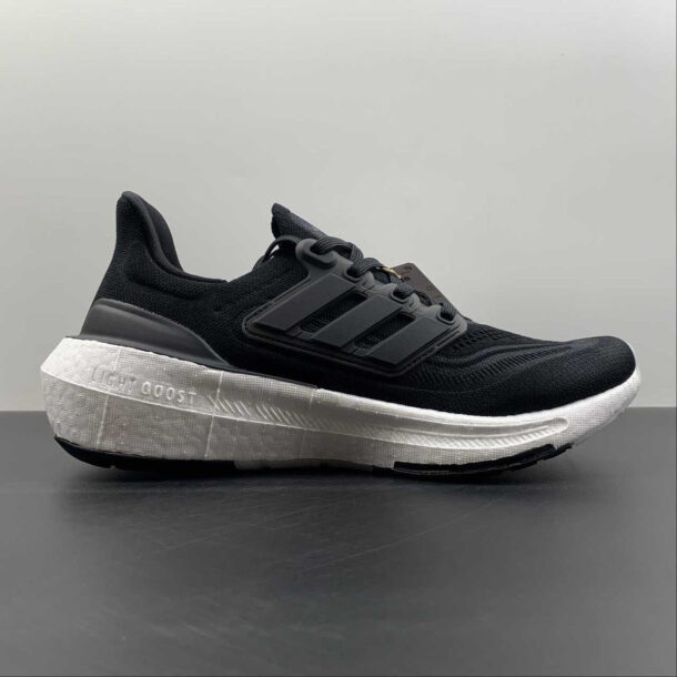 Adidas Ultraboost Light 23 Preto e Branco - Image 14