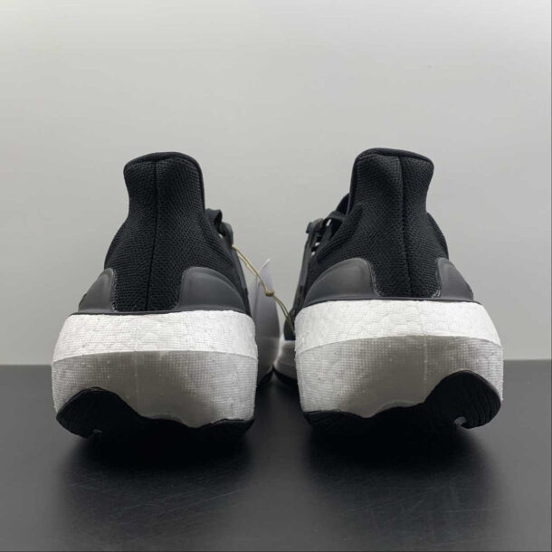 Adidas Ultraboost Light 23 Preto e Branco - Image 12