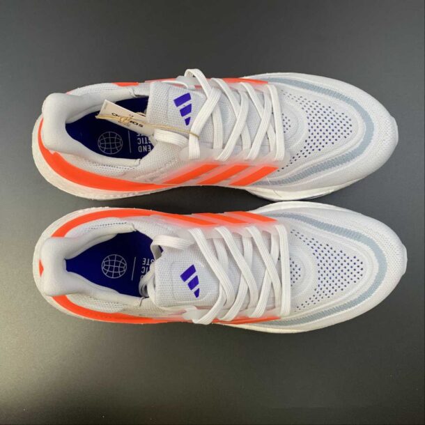 Adidas Ultraboost Light 23 Cinza com Laranja - Image 11
