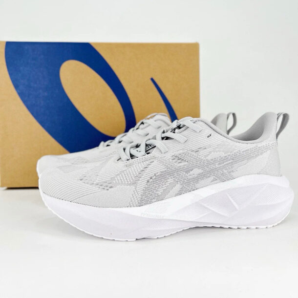 Asics NovaBlast 5 - Branco - Image 9